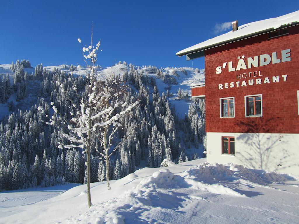 Laendle Hotel Damuels Luaran gambar